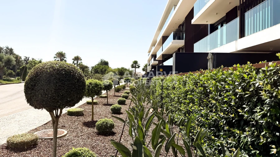 Apartamento T2 para Venda em Quarteira Foto 41