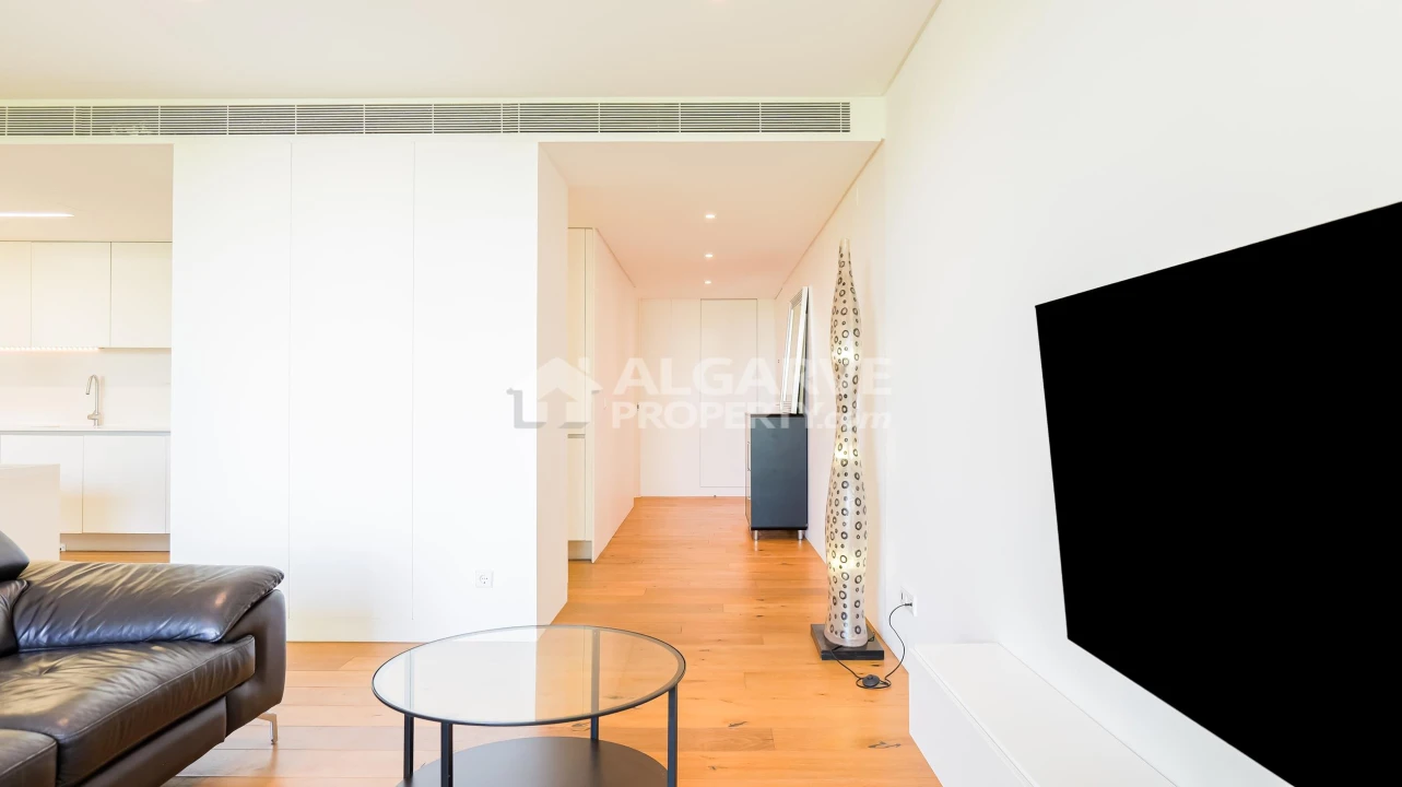 Apartamento T2 para Venda em Quarteira Foto 13