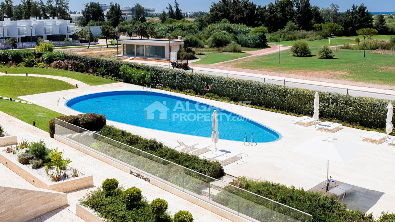 Apartamento T2 para Venda em Quarteira Foto 5