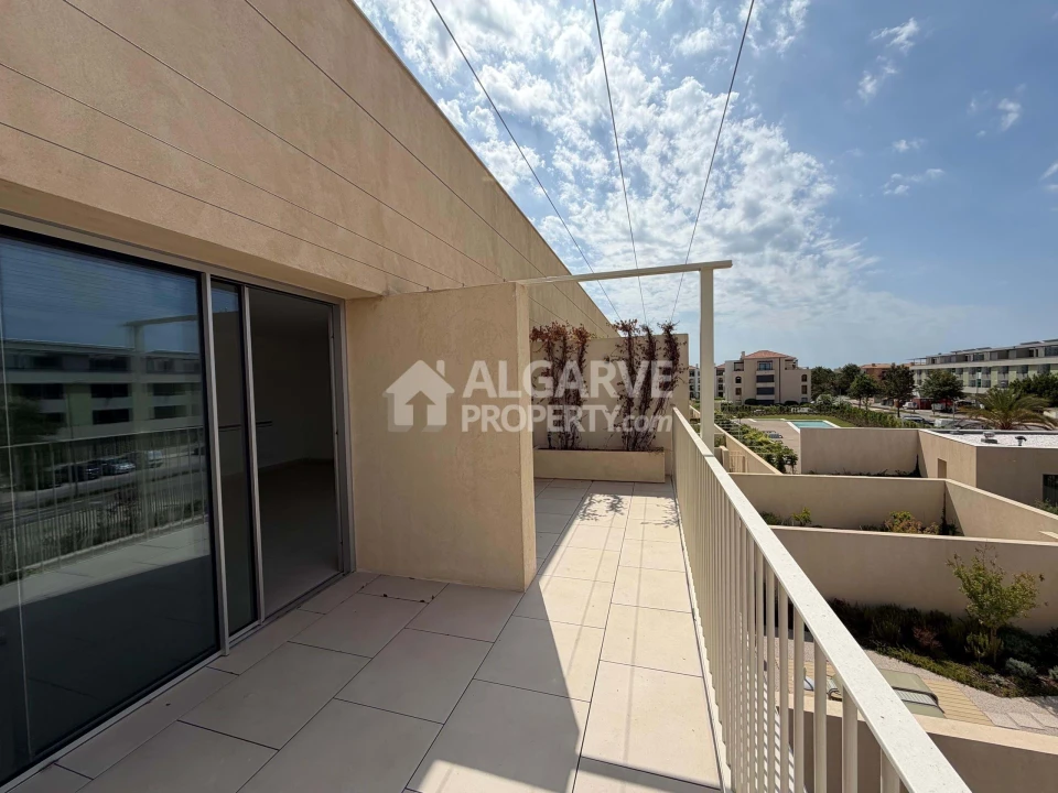Apartamento T2 para Venda em Quarteira Foto 4