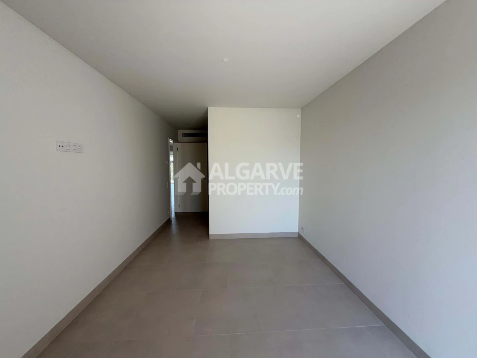 Apartamento T2 para Venda em Quarteira Foto 19