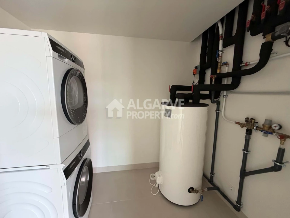 Apartamento T2 para Venda em Quarteira Foto 13