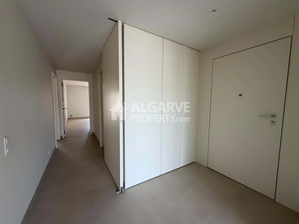 Apartamento T2 para Venda em Quarteira Foto 14