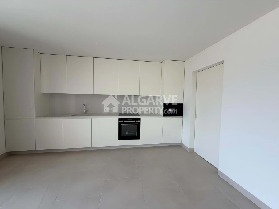 Apartamento T2 para Venda em Quarteira Foto 3