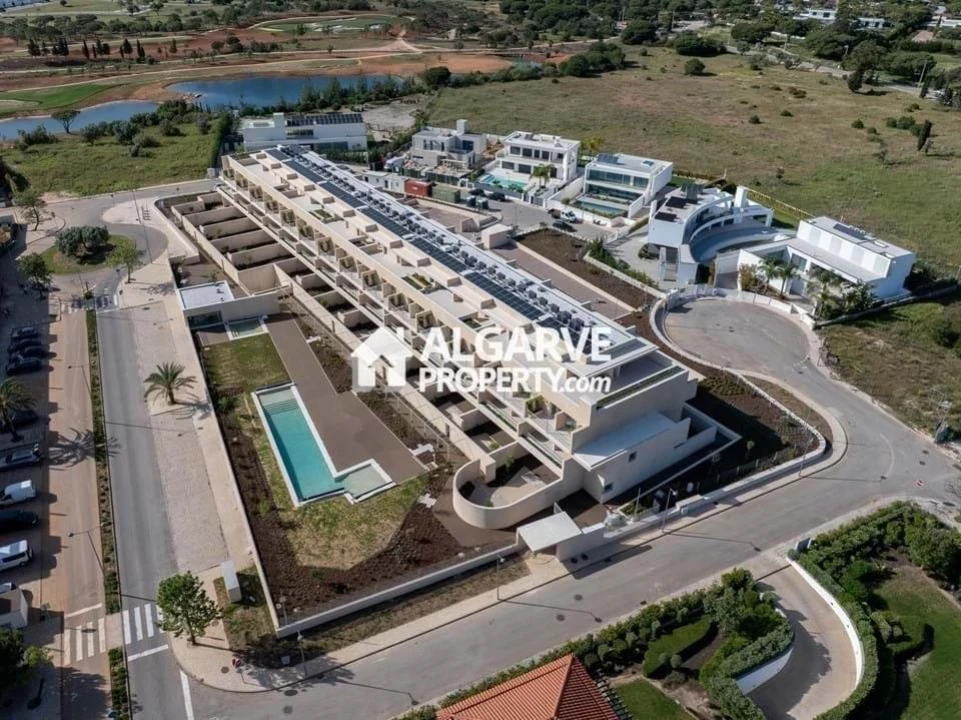 Apartamento T2 para Venda em Quarteira Foto 25