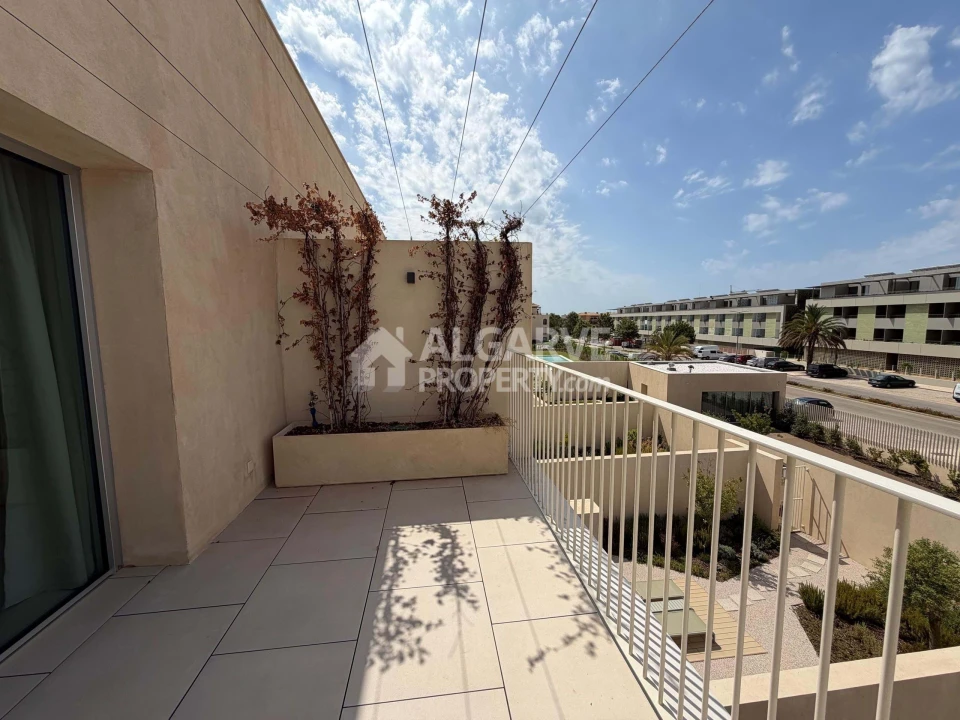 Apartamento T2 para Venda em Quarteira Foto 9