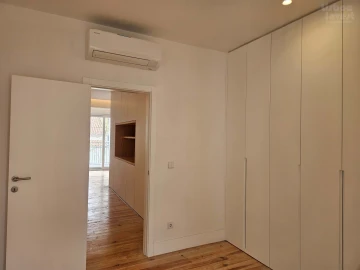 Apartamento T3 para Venda em São Vicente