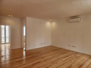 Apartamento T3 para Venda em São Vicente