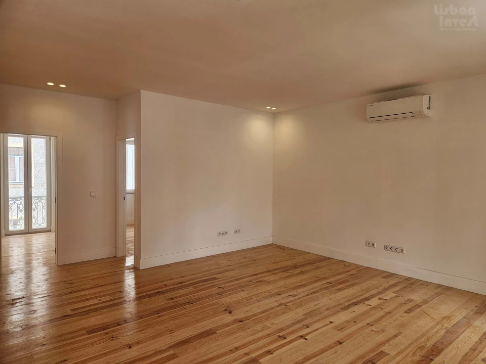 Apartamento T3 para Venda em São Vicente Foto 11