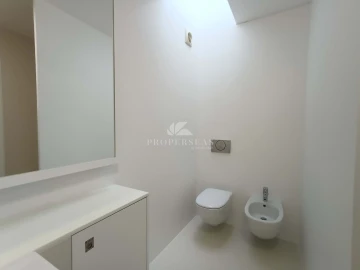 Moradia T3 para Venda em São Martinho
