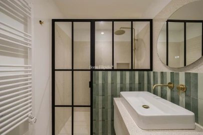 Apartamento T2 para Venda em Carcavelos e Parede