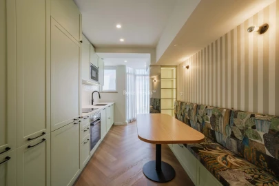 Apartamento T2 para Venda em Carcavelos e Parede