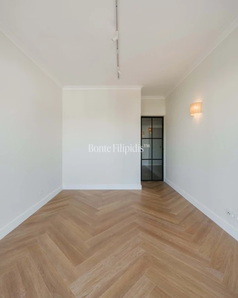 Apartamento T2 para Venda em Carcavelos e Parede
