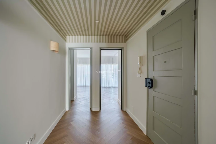 Apartamento T2 para Venda em Carcavelos e Parede Foto 2