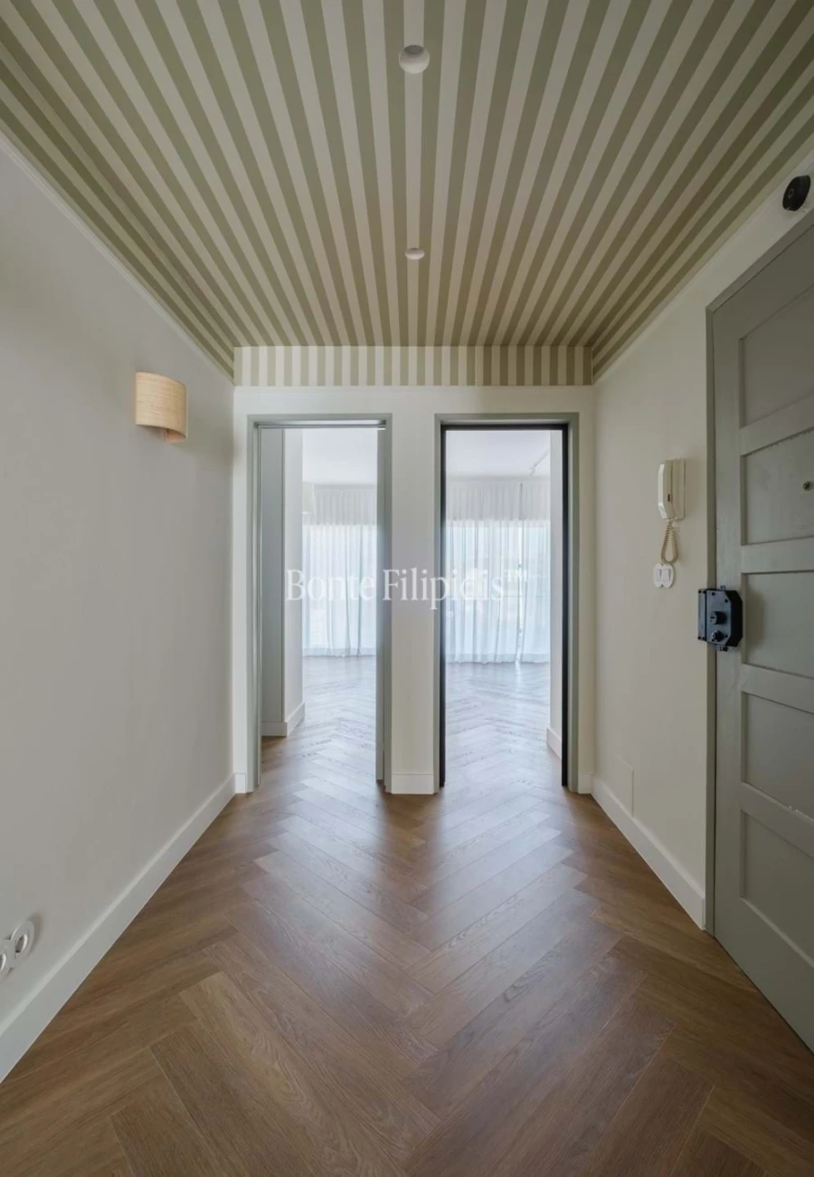 Apartamento T2 para Venda em Carcavelos e Parede Foto 3