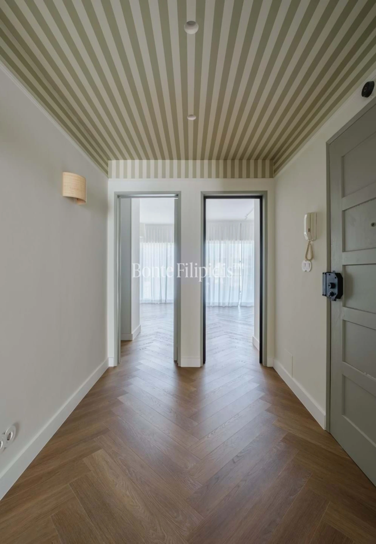 Apartamento T2 para Venda em Carcavelos e Parede Foto 3