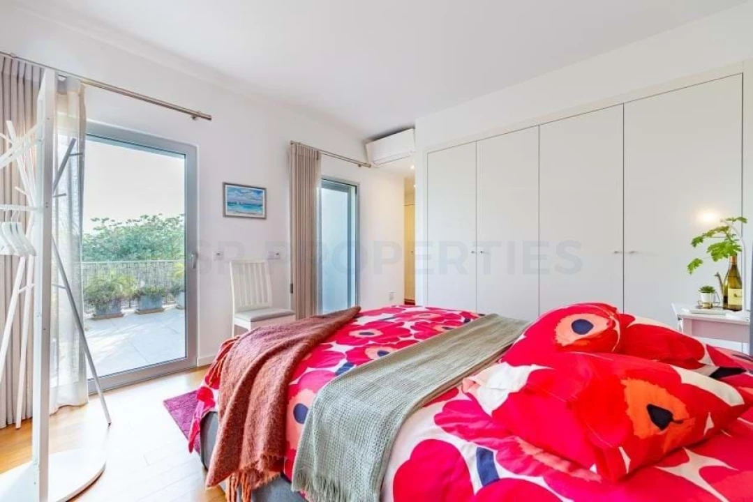 Moradia T3 para Venda em Albufeira e Olhos de Água Foto 3