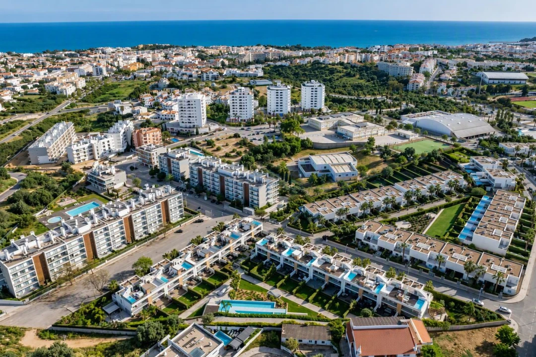Moradia T3 para Venda em Albufeira e Olhos de Água Foto 13