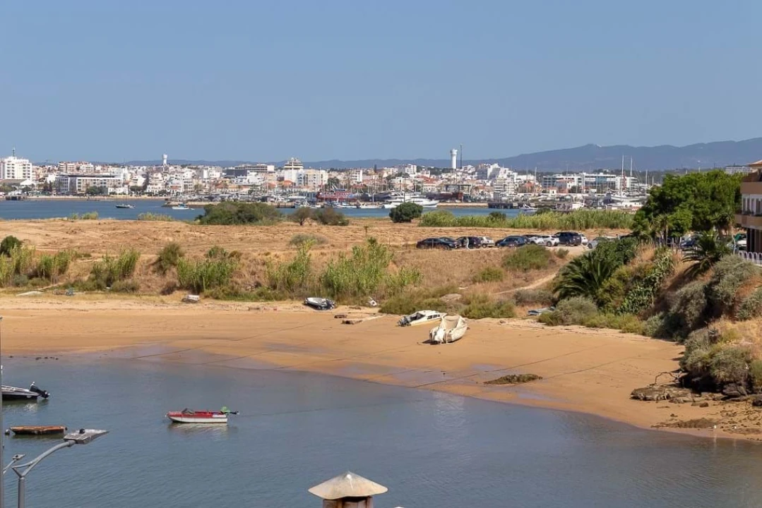 Apartamento T2 para Venda em Ferragudo Foto 28