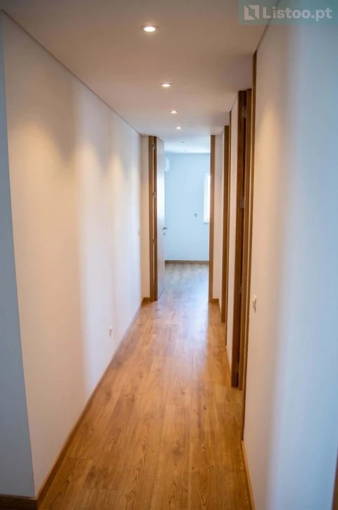 Apartamento T3 para Venda em Nine