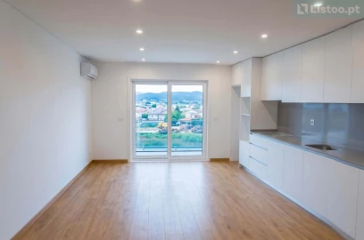 Apartamento T3 para Venda em Nine