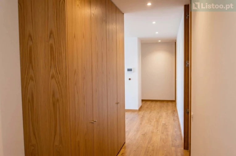 Apartamento T3 para Venda em Nine Foto 3