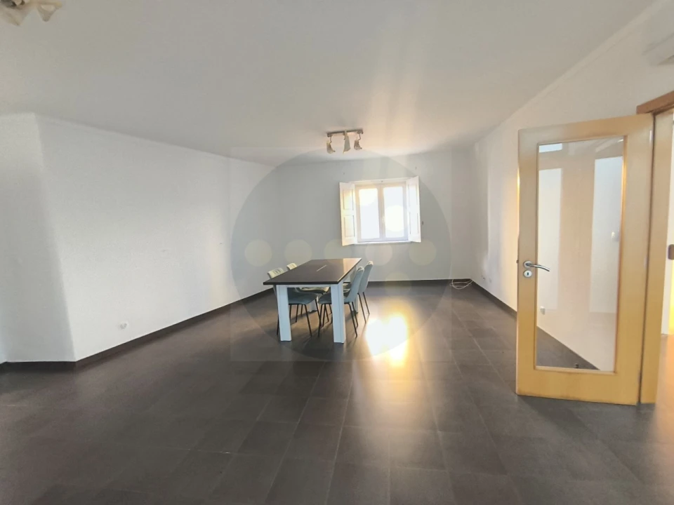 Apartamento T4 para Venda em Abrantes (São Vicente e São João) e Alferrarede Foto 1