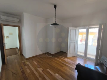 Apartamento T4 para Venda em Abrantes (São Vicente e São João) e Alferrarede