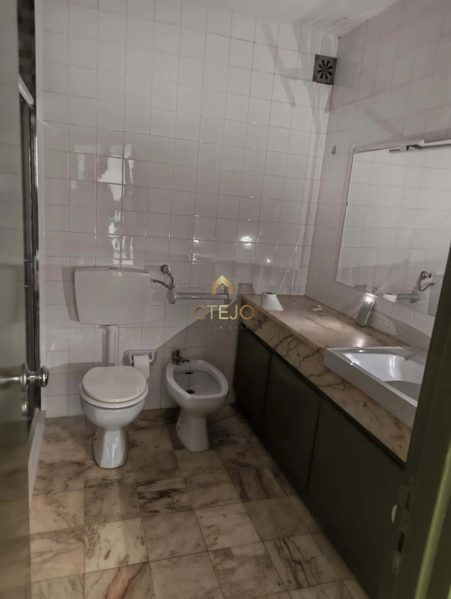Apartamento T3 para Venda em Borba (Matriz) Foto 13