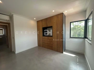 Moradia T7 para Venda em Quarteira