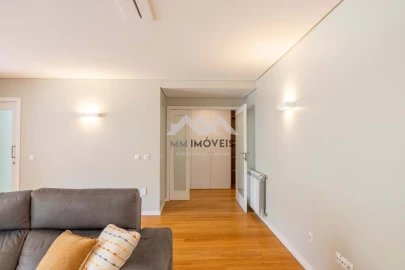 Apartamento T4 para Arrendamento em Matosinhos e Leça da Palmeira