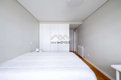 Apartamento T4 para Arrendamento em Matosinhos e Leça da Palmeira