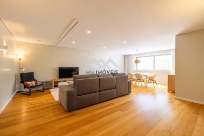 Apartamento T4 para Arrendamento em Matosinhos e Leça da Palmeira