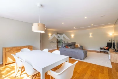 Apartamento T4 para Arrendamento em Matosinhos e Leça da Palmeira