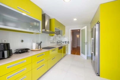 Apartamento T4 para Arrendamento em Matosinhos e Leça da Palmeira