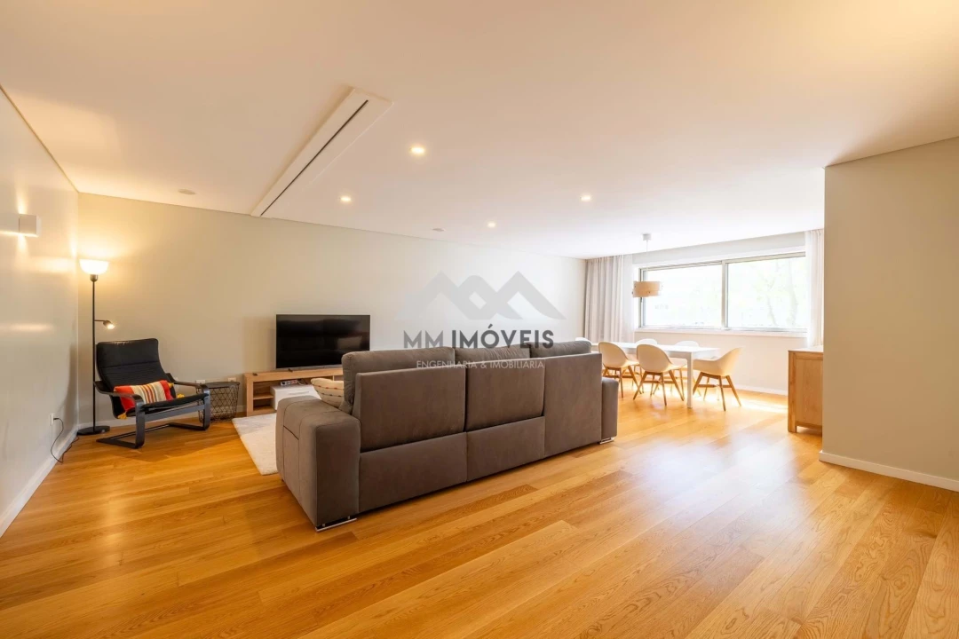 Apartamento T4 para Arrendamento em Matosinhos e Leça da Palmeira Foto 8