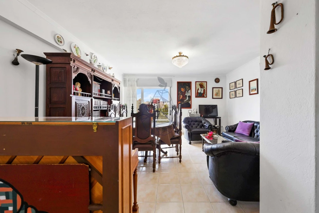 Apartamento T4 para Venda em Portimão Foto 11