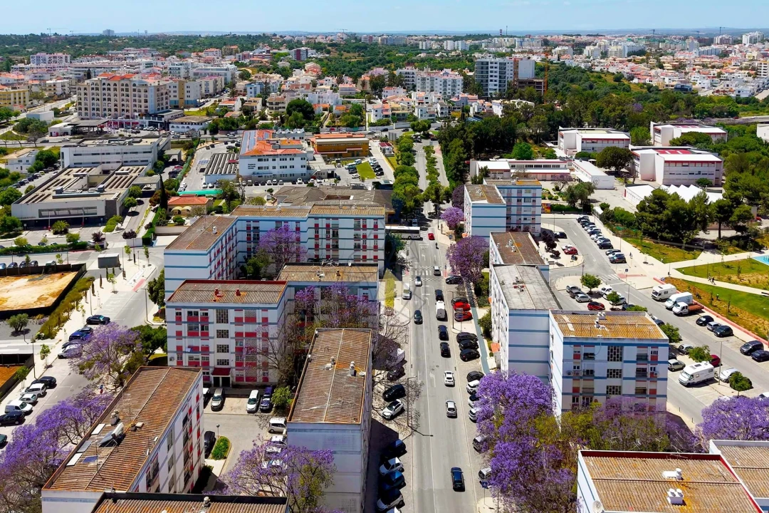 Apartamento T4 para Venda em Portimão Foto 46