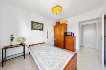 Apartamento T4 para Venda em Portimão