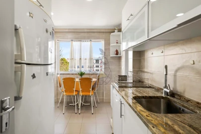 Apartamento T4 para Venda em Portimão