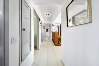 Apartamento T4 para Venda em Portimão