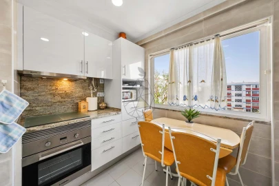 Apartamento T4 para Venda em Portimão