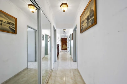 Apartamento T4 para Venda em Portimão