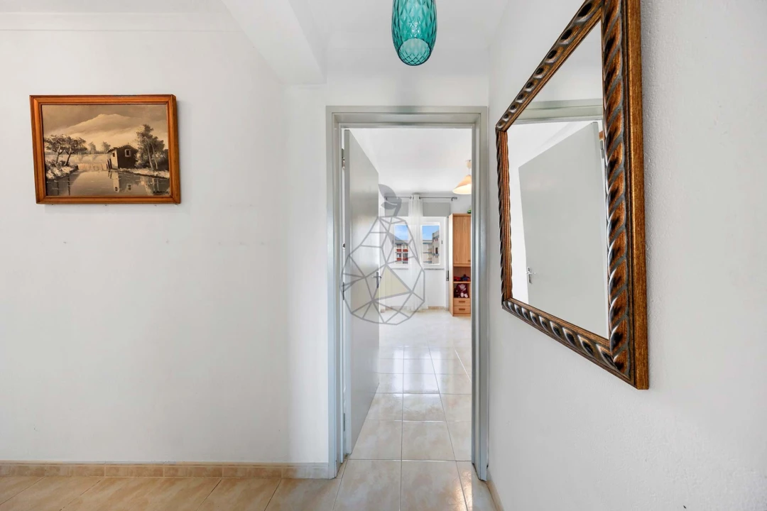 Apartamento T4 para Venda em Portimão Foto 32