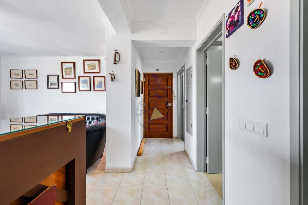 Apartamento T4 para Venda em Portimão Foto 38