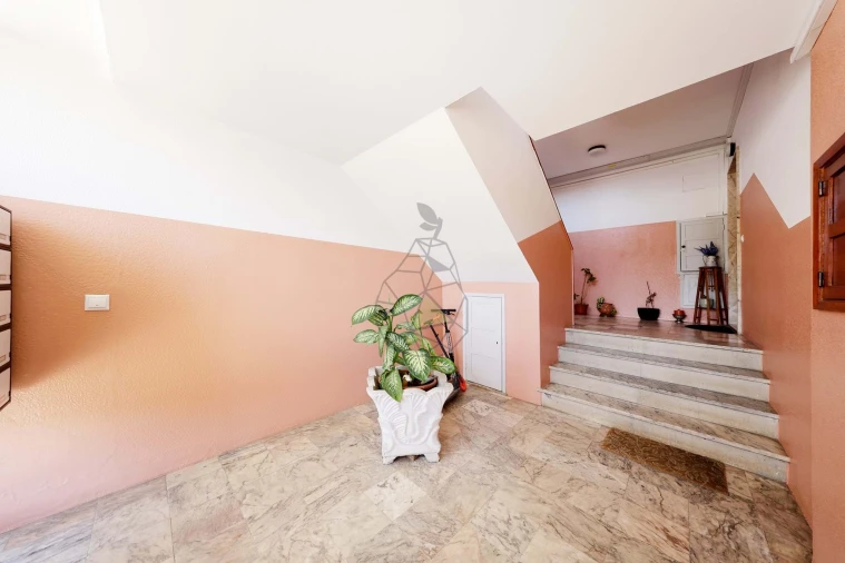 Apartamento T4 para Venda em Portimão Foto 41