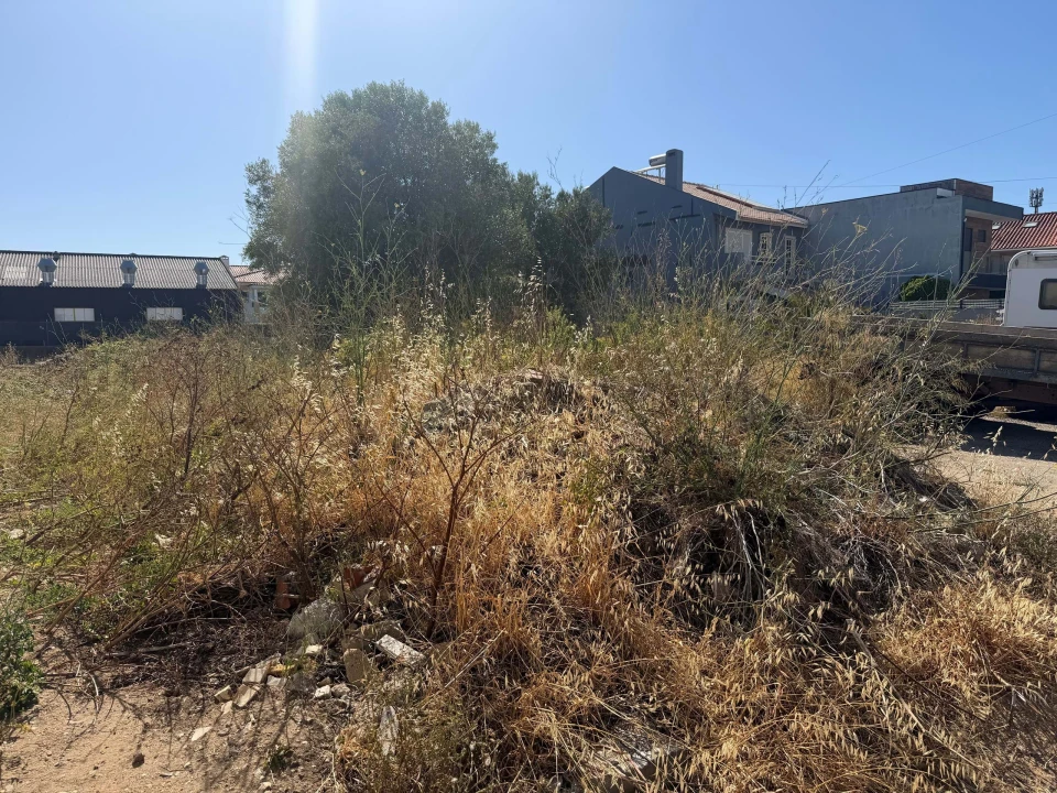 Terreno para Venda em Alcabideche Foto 3