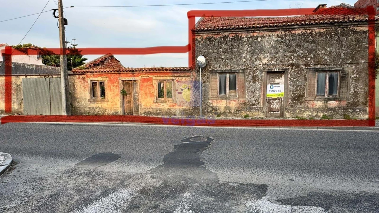 Moradia T2 para Venda em Alfeizerão Foto 1