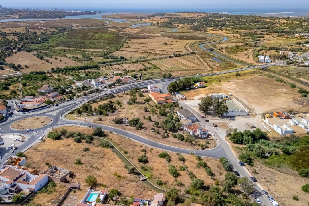Terreno para Venda em Portimão Foto 1