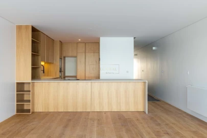 Moradia T4 para Venda em Matosinhos e Leça da Palmeira